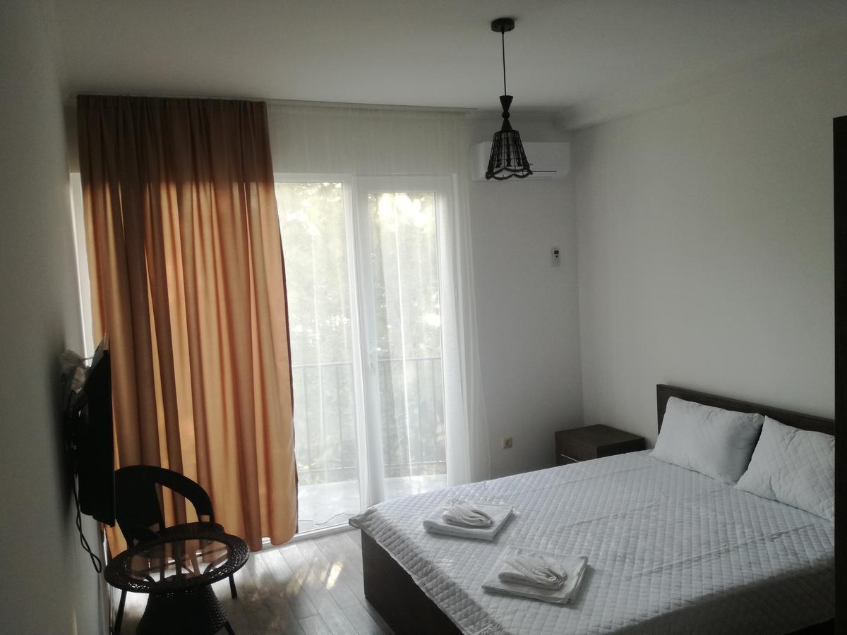אורקי Studio Apartment With Great View מראה חיצוני תמונה