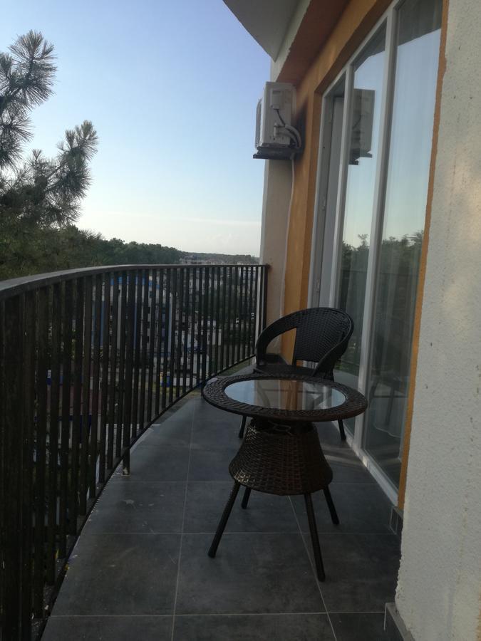 אורקי Studio Apartment With Great View מראה חיצוני תמונה
