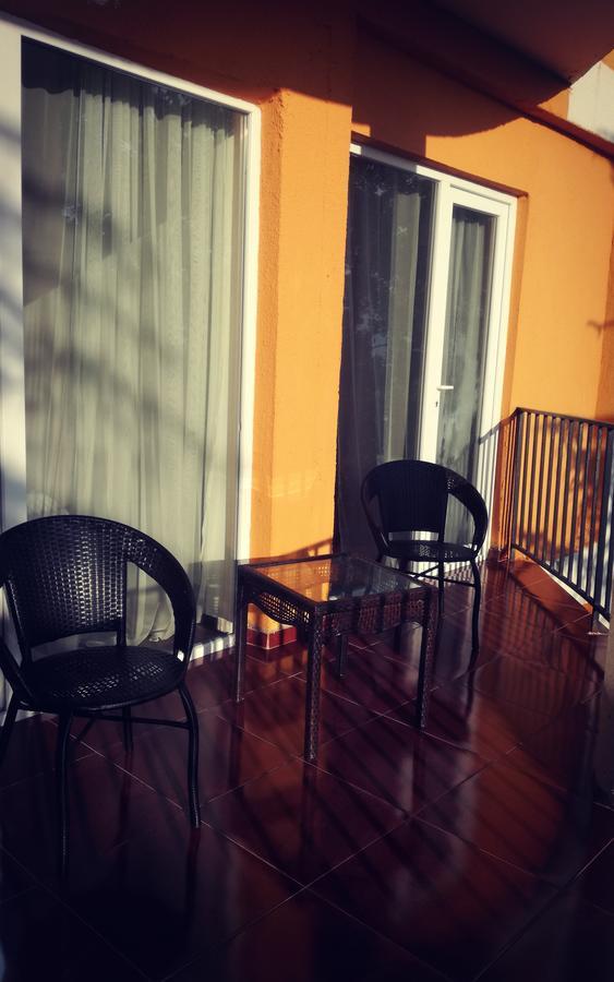 אורקי Studio Apartment With Great View מראה חיצוני תמונה