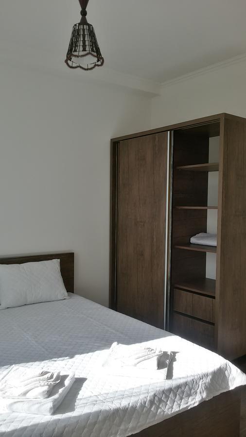 אורקי Studio Apartment With Great View מראה חיצוני תמונה