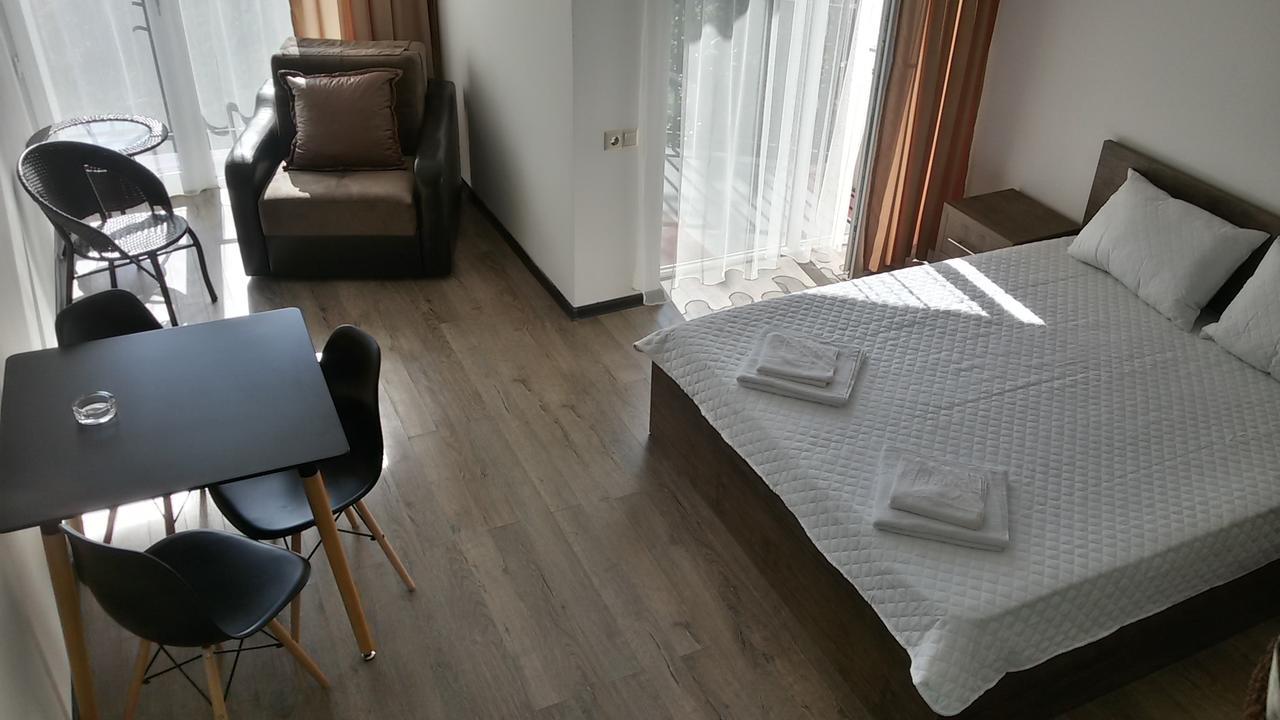 אורקי Studio Apartment With Great View מראה חיצוני תמונה