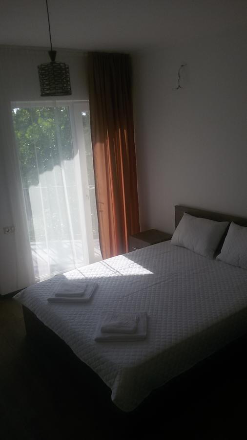 אורקי Studio Apartment With Great View מראה חיצוני תמונה